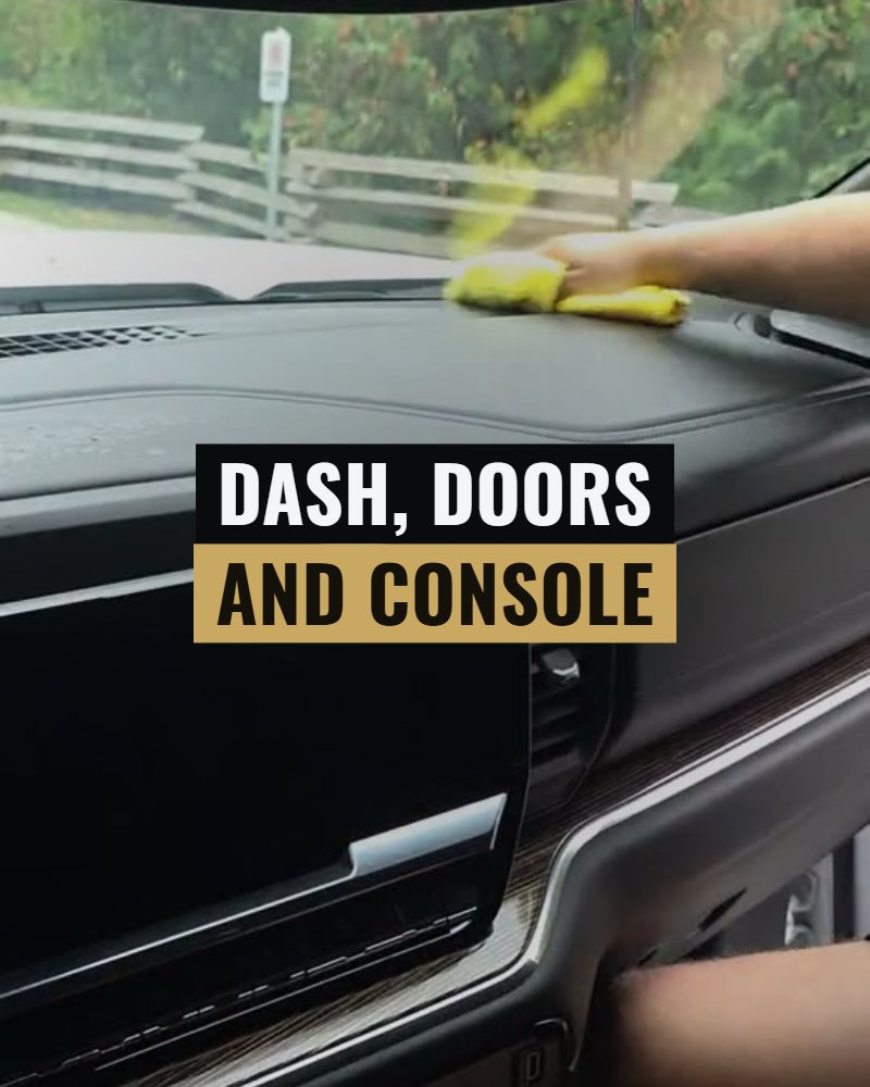 Dash, doors and console: the dash top wiped down